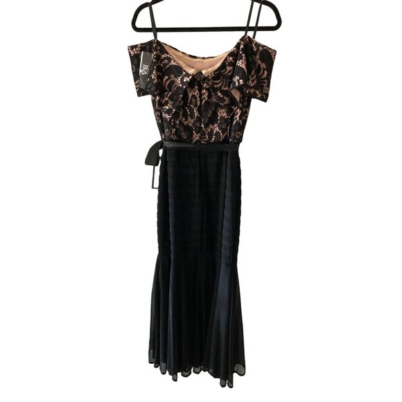 NWT Betsy & Adam Petite Lace-Top Off-The-Shoulder Gown Black SZ 14P - Picture 7 of 10